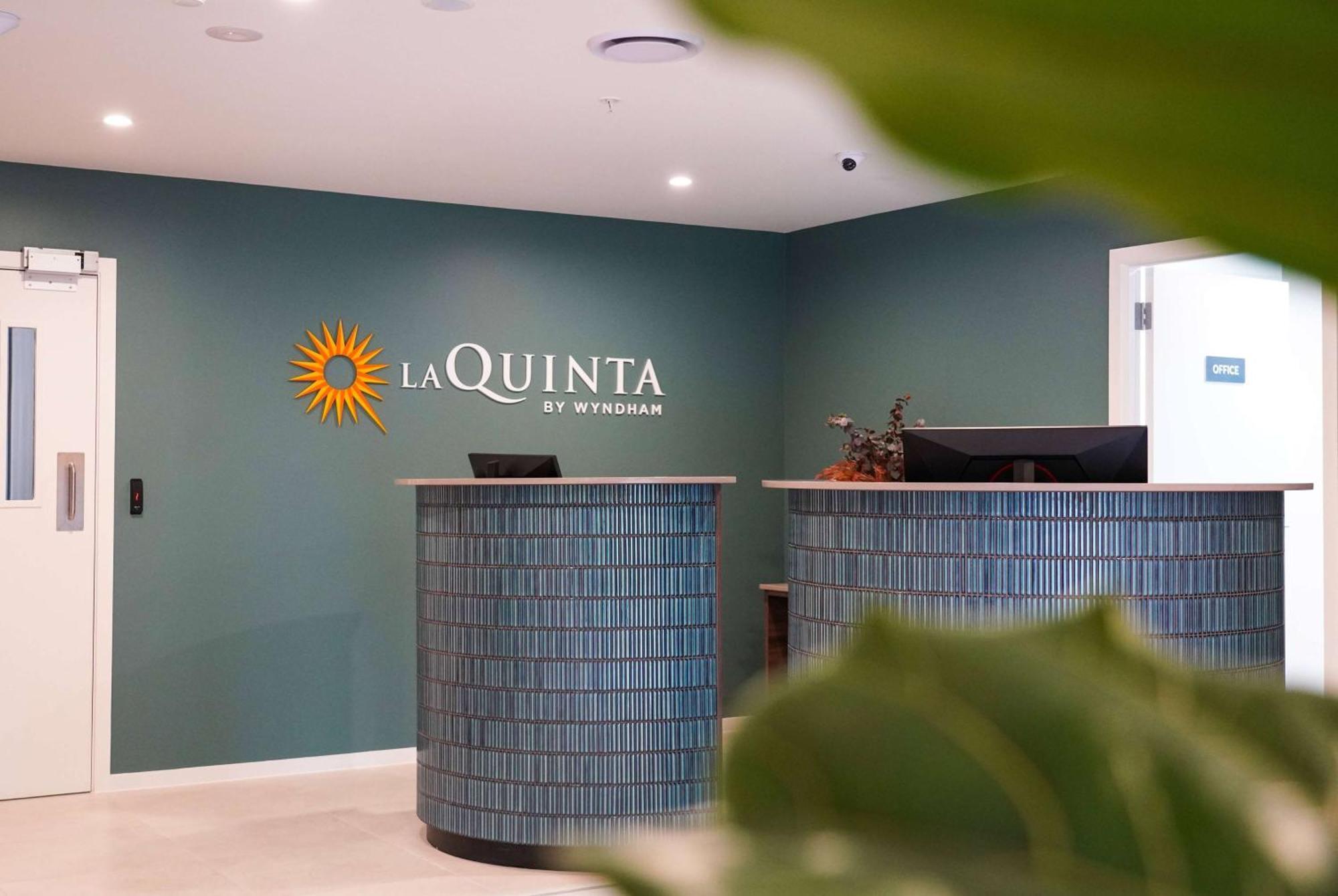 La Quinta By Wyndham Parnell Auckland Hotel Exterior photo