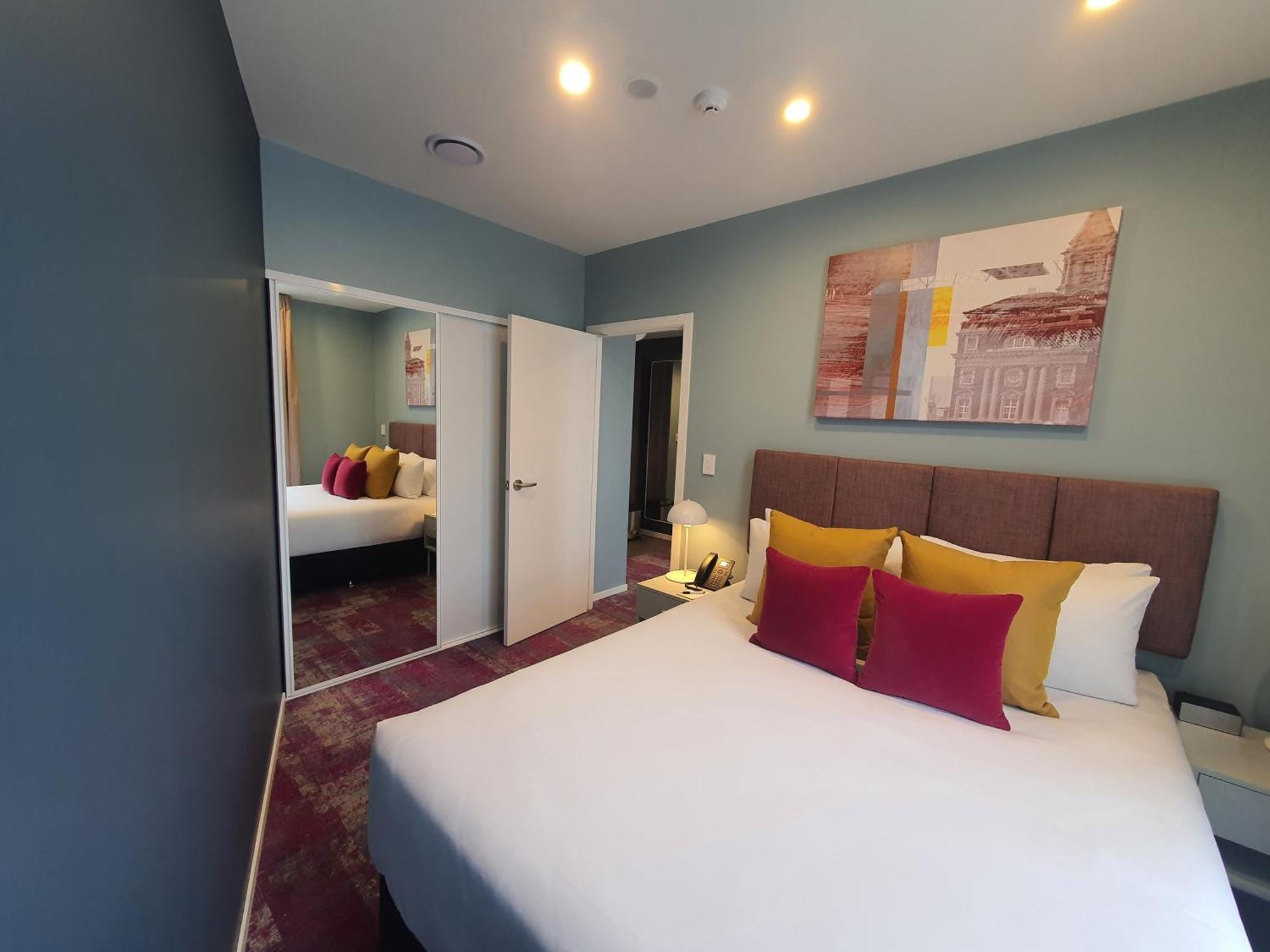 La Quinta By Wyndham Parnell Auckland Hotel Exterior photo